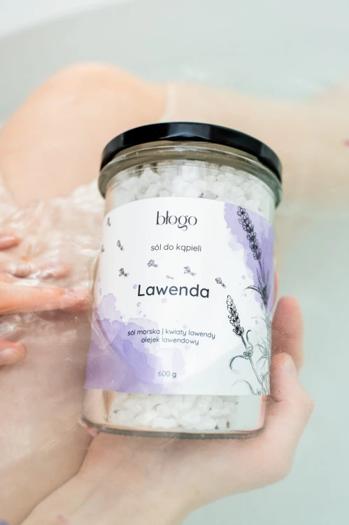 Sól do kąpieli Lawenda w wannie | Błogo