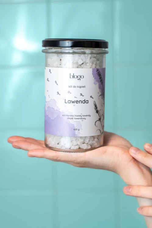 Sól do kąpieli Lawenda na niebieskim tle | Błogo
